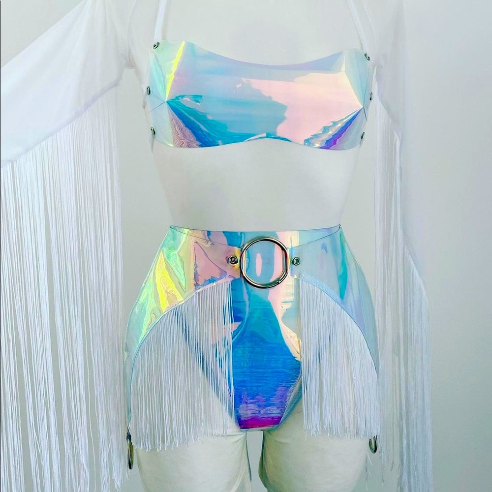 Fringed bodysuit and plastic body set
